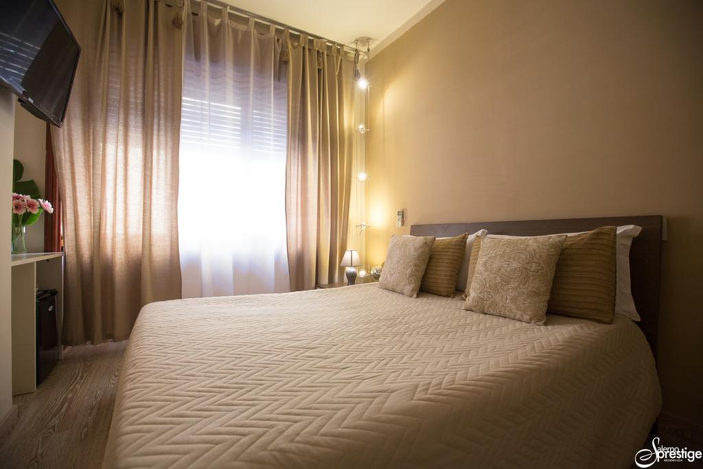 Salernoprestige Rooms ภายนอก รูปภาพ
